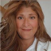 Spanisch-Tutor, der Kinder und Jugendliche jeden Alters unterrichtet